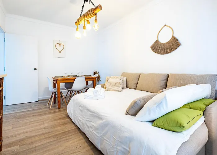 Cozy Boho House, Elegance & Comfort In Faro Center